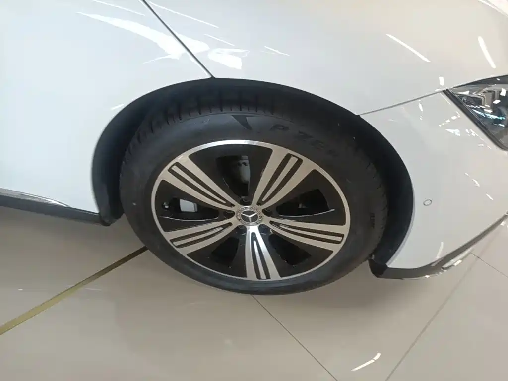 Mercedes-Benz EQE 2025 2025 500 4MATIC Pioneer