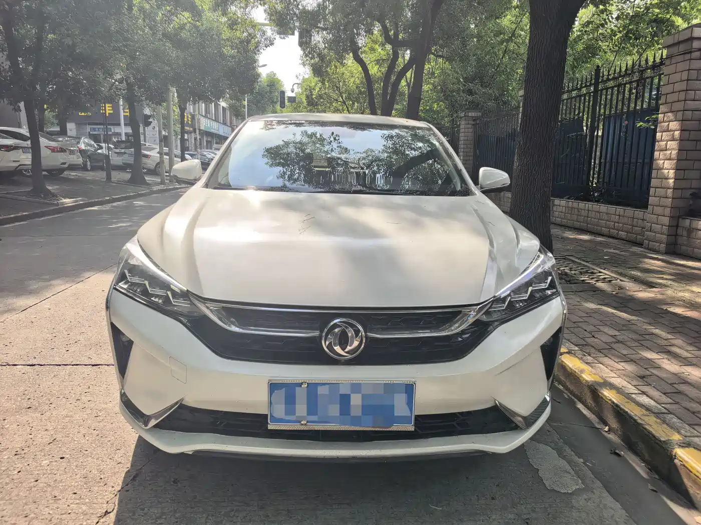 Фото 3 - Dongfeng Aeolus Yixuan
