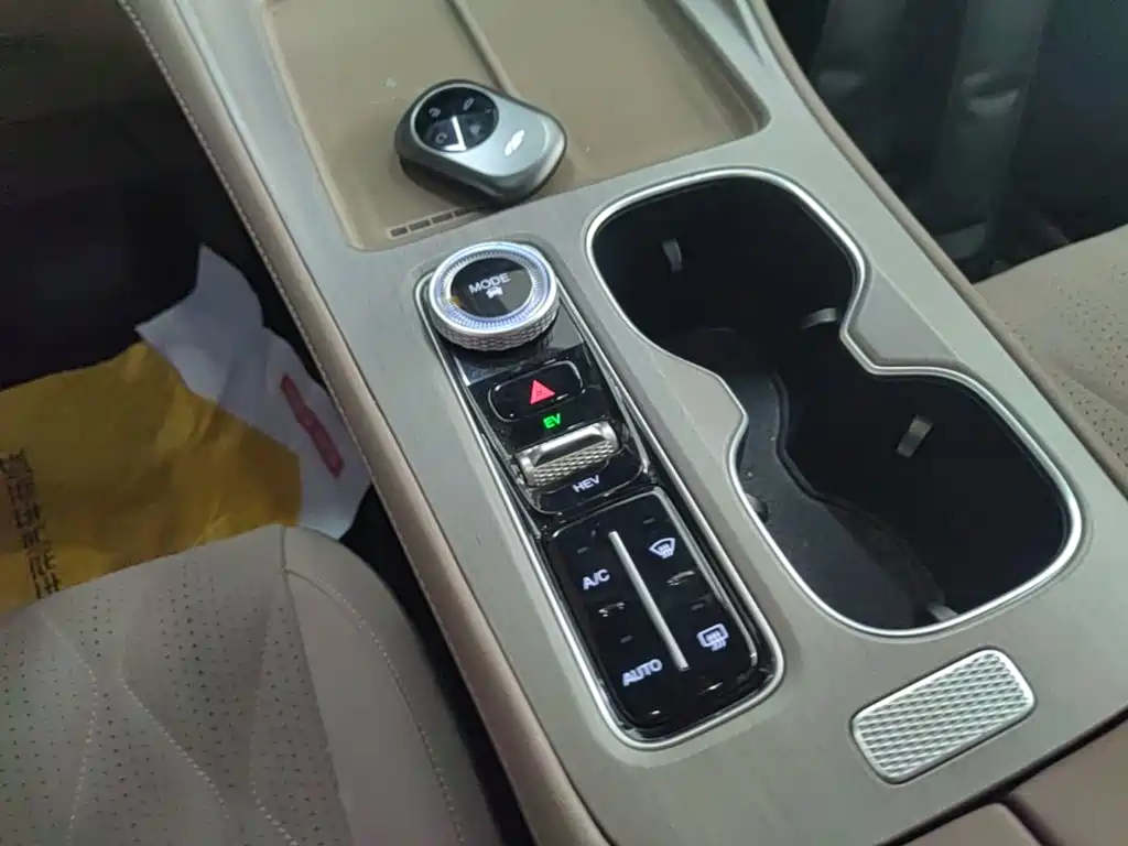 Chery Fengyun Fengyun T8 2025 2025 1.5T 130km Premium Edition 5-Seater