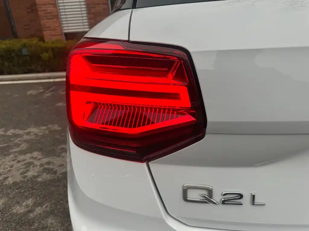 Audi Q2L 2024 35TFSI Progressive Elegance фото 7
