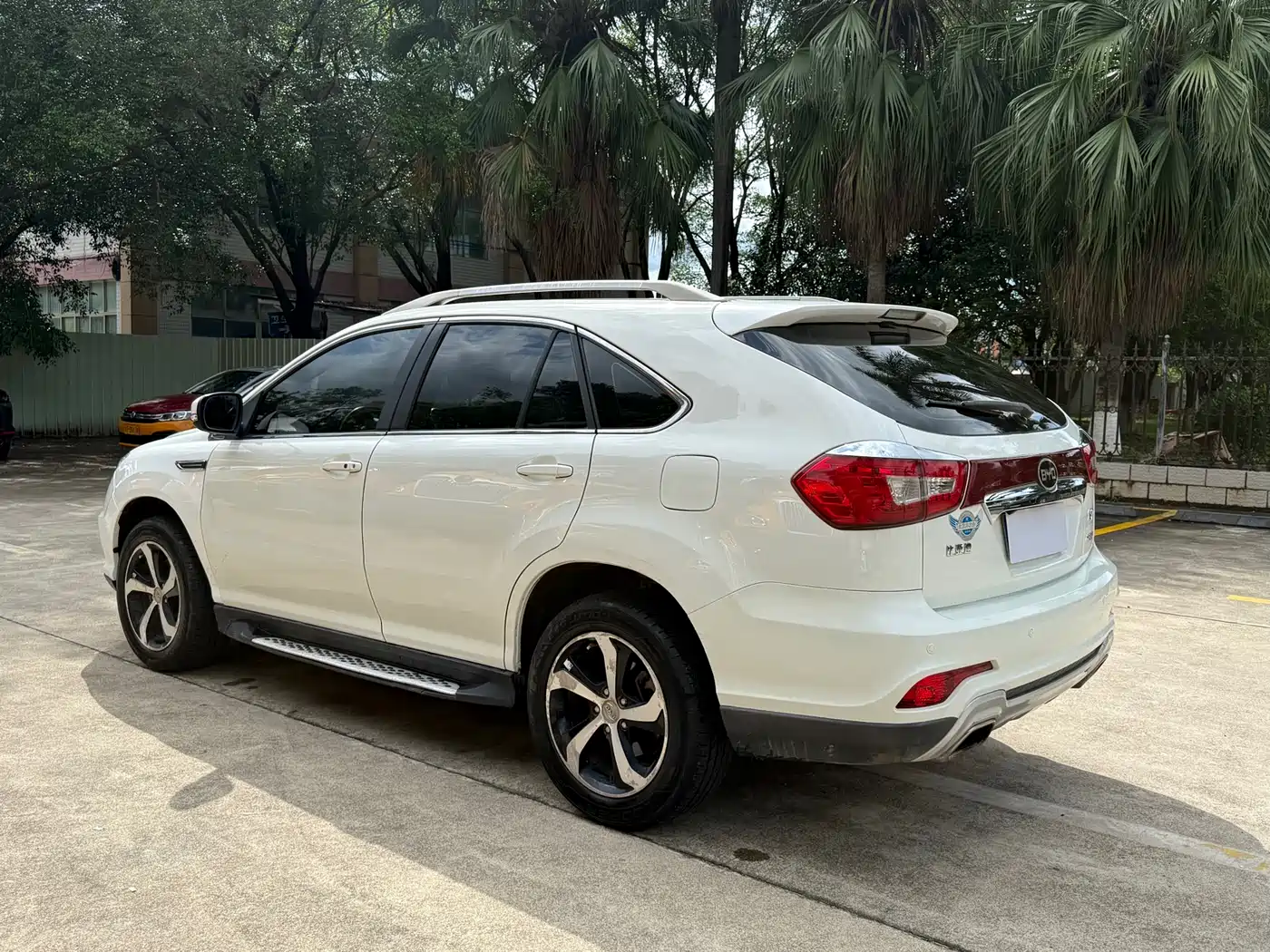 BYD S7 2015 2.0T Upgrade Automatic Premium фото 7
