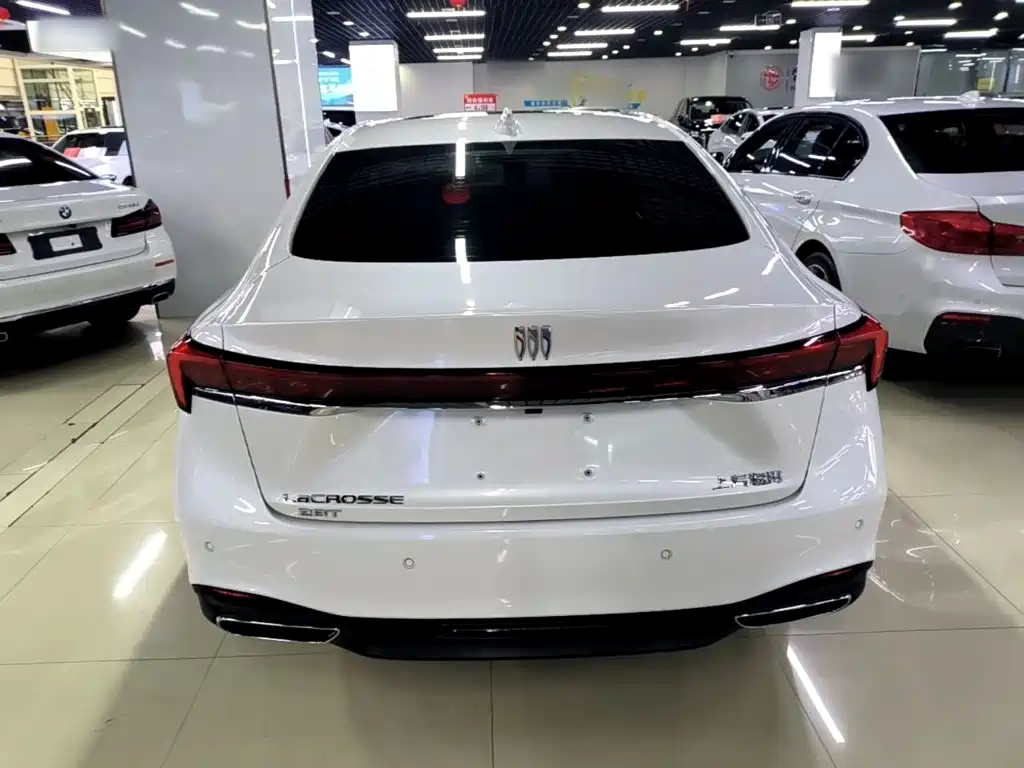 Buick LaCrosse 2025 2025 Model 28T Platinum Edition
