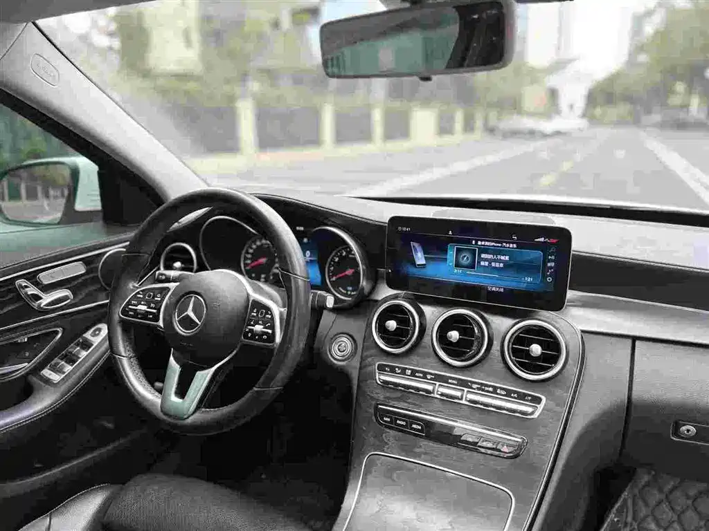 Mercedes-Benz C-Class 2019 C 260 L Sport фото 6