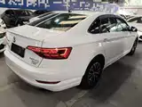 Фото 7 - Volkswagen Sagitar