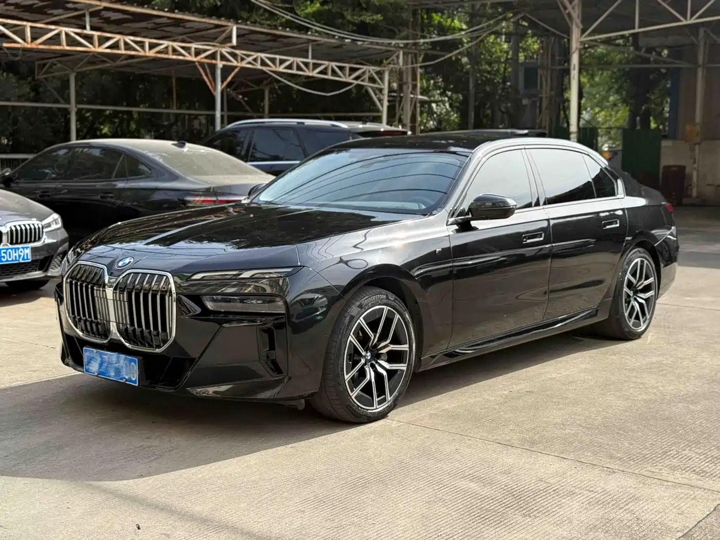 BMW 7 SERIES