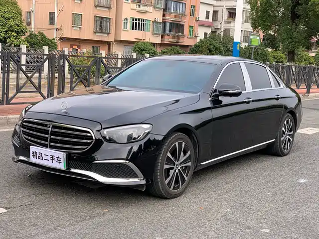Mercedes-Benz E-Class New Energy 2022 E 350 e L Plug-in Hybrid Sedan