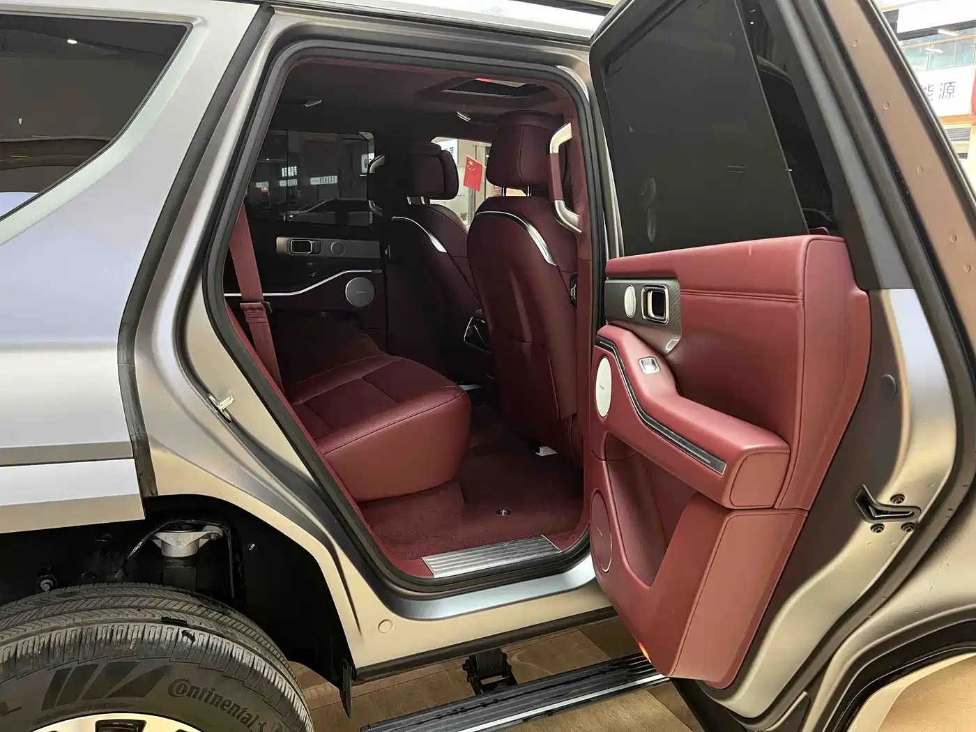 TANK TANK 700 NEW ENERGY