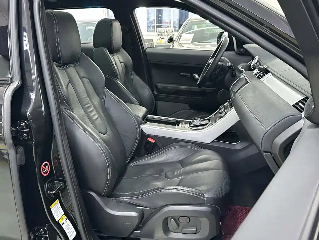 Photo 9 - Land Rover Range Rover Evoque (Import)