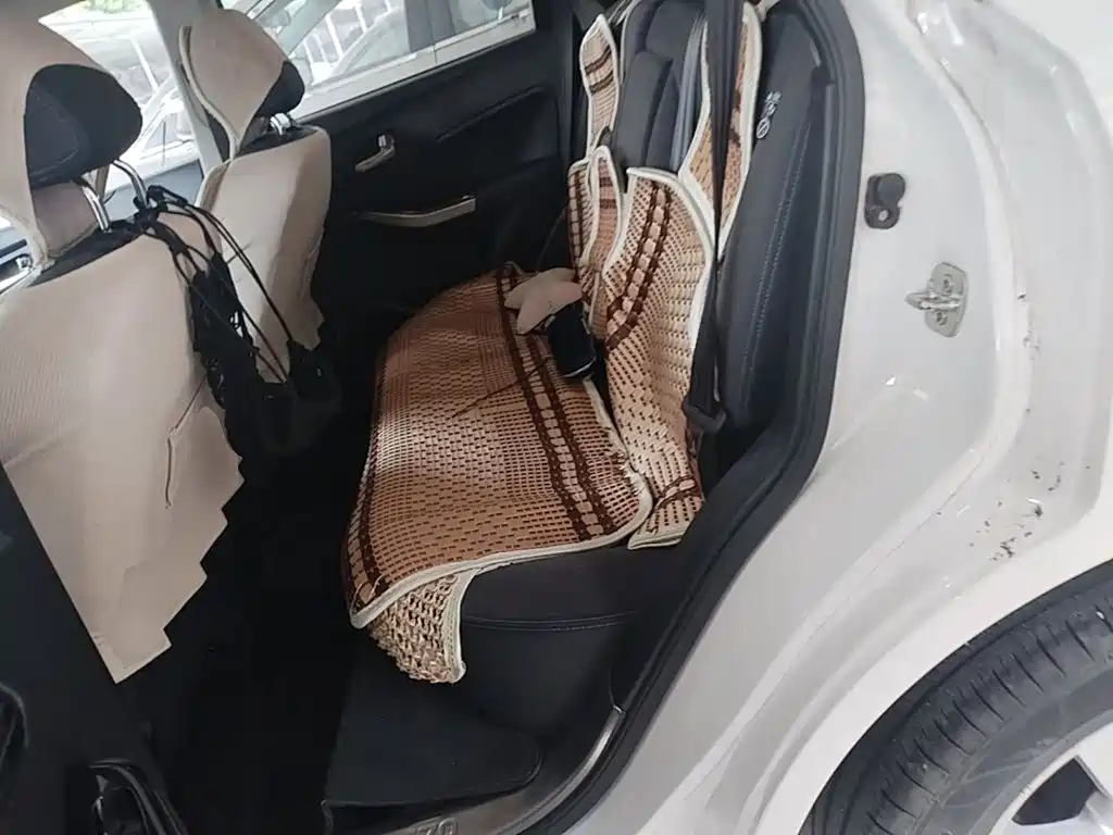 Venucia T70 2017 2016 2.0L CVT Rui Xing Edition