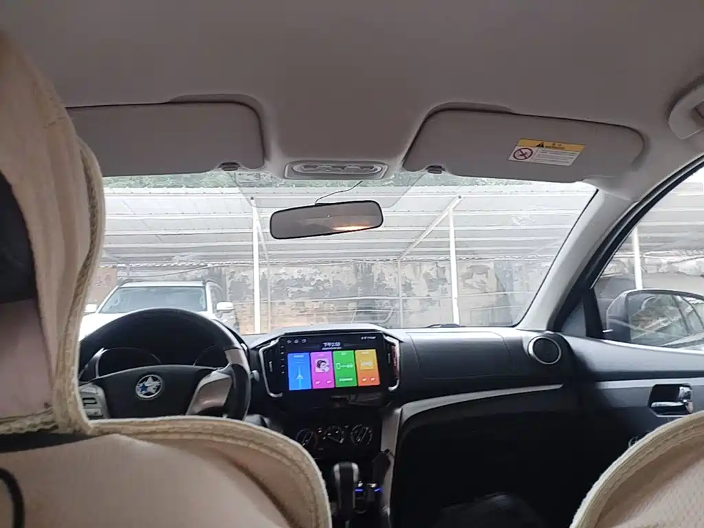 Venucia T70 2017 2016 2.0L CVT Rui Xing Edition