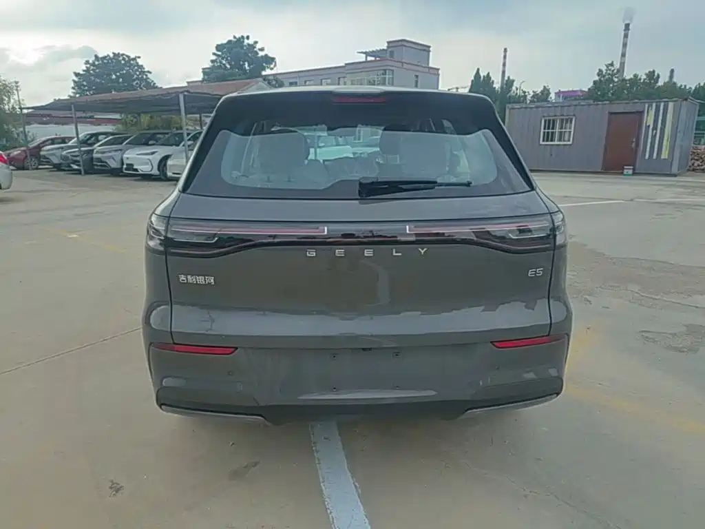 Geely Galaxy Galaxy E5 2026 2026 530km Voyager Edition