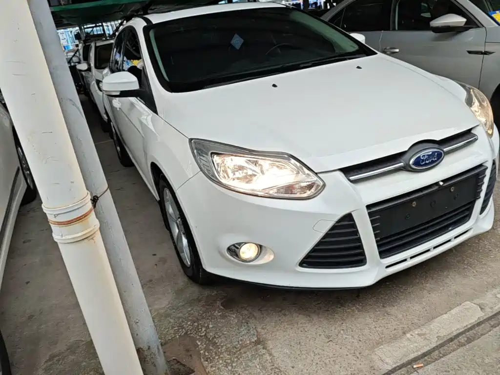 Ford Focus 2015 2012 Sedan 1.6L Automatic Trend