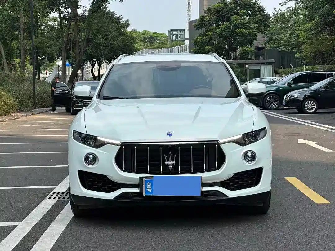 صورة 1 - Maserati Levante