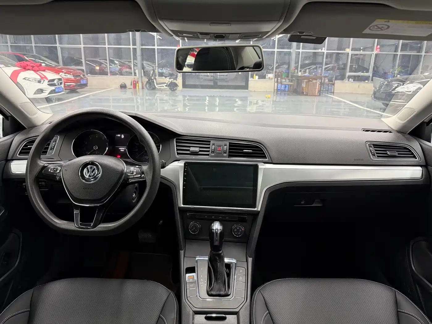 Volkswagen Lamando 2017 230TSI DSG Trend Edition фото 4