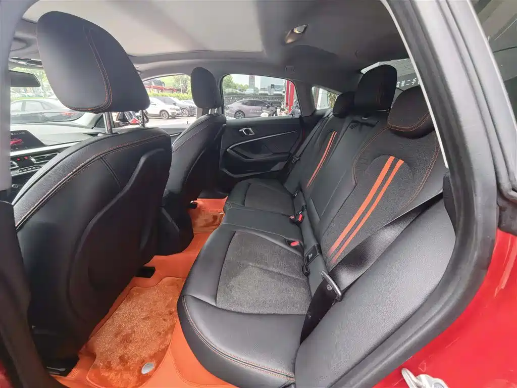 BMW 2 Series (Import) 2023 225i 4-Door Coupe M Sport Package фото 10