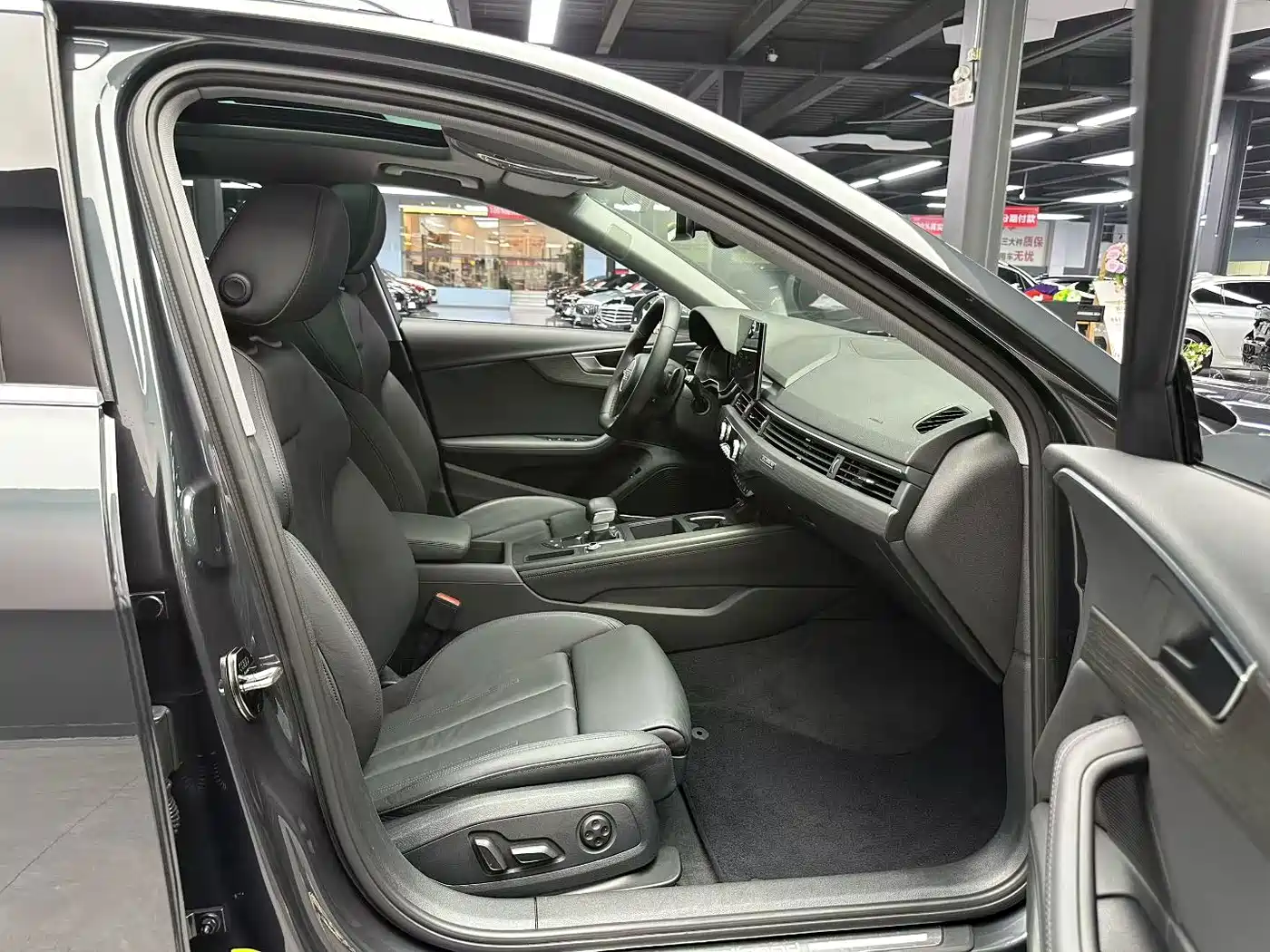 Audi A4 (Import) 2021 2021 allroad quattro Explorer