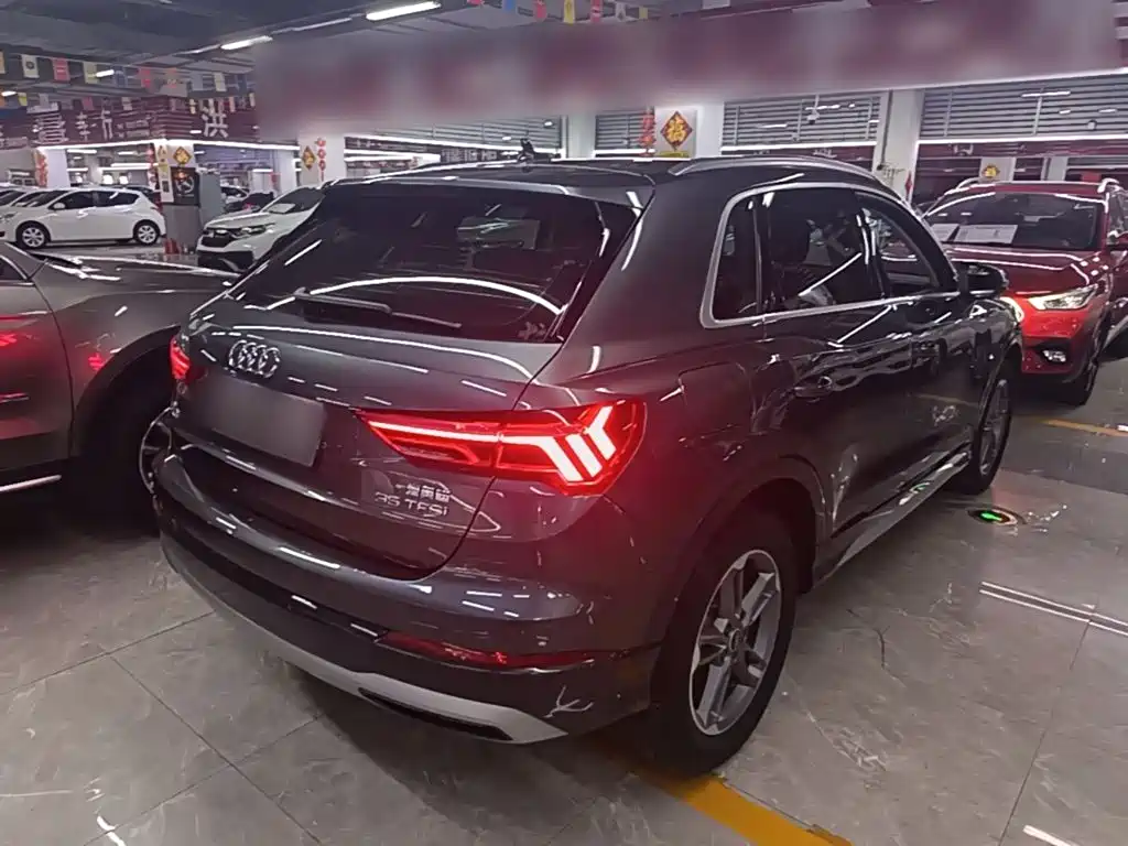 Фото 7 - Audi Q3