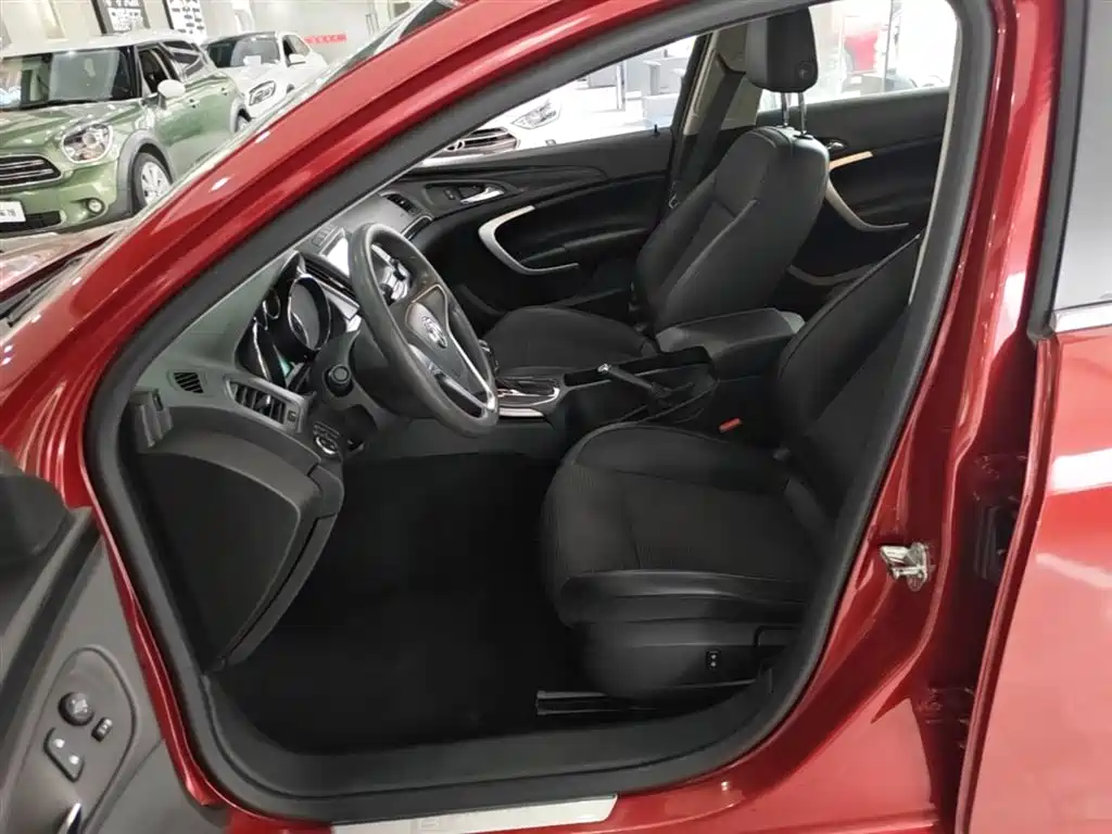 Buick Regal 2015 1.6T Leading Tech Edition фото 15