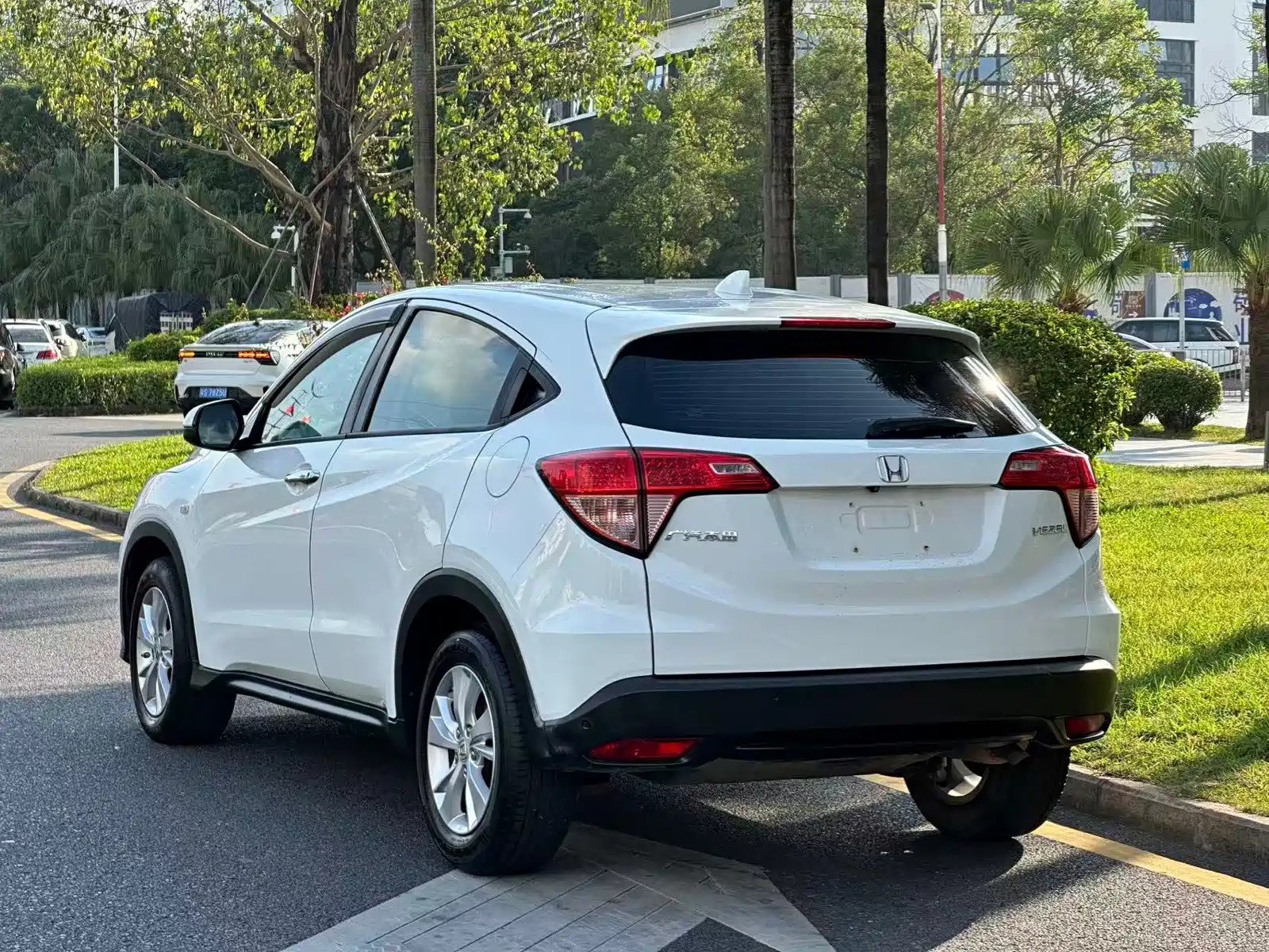 Photo 7 - Honda Vezel