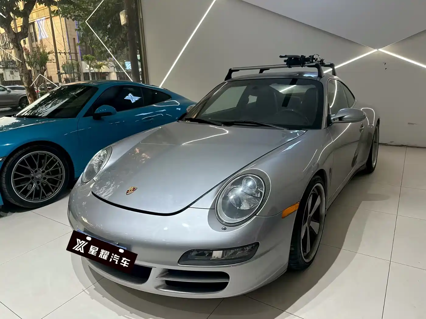 Porsche 911 2006 Carrera 4S AT 3.8L фото 2