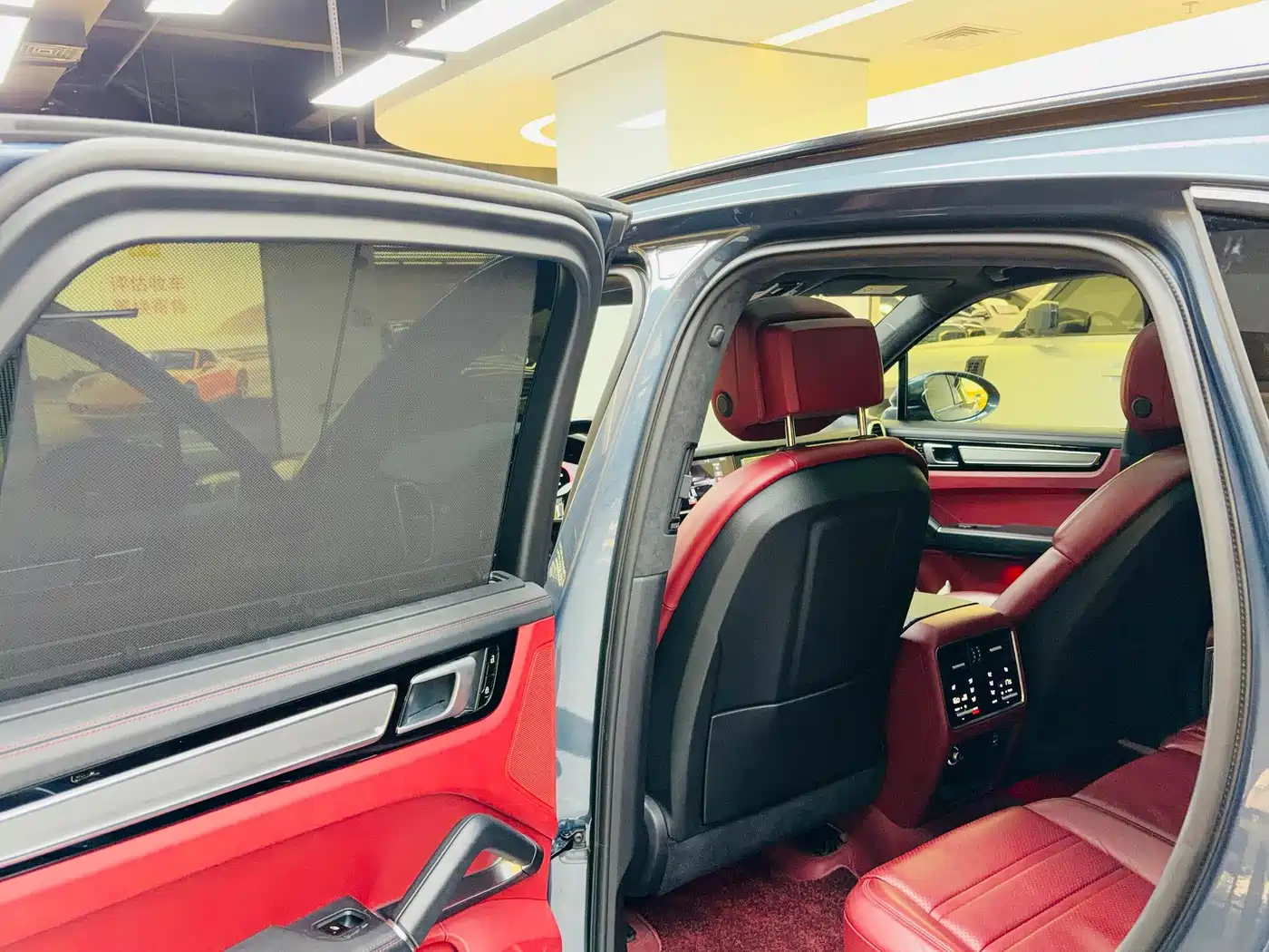 Фото 8 - Porsche Cayenne