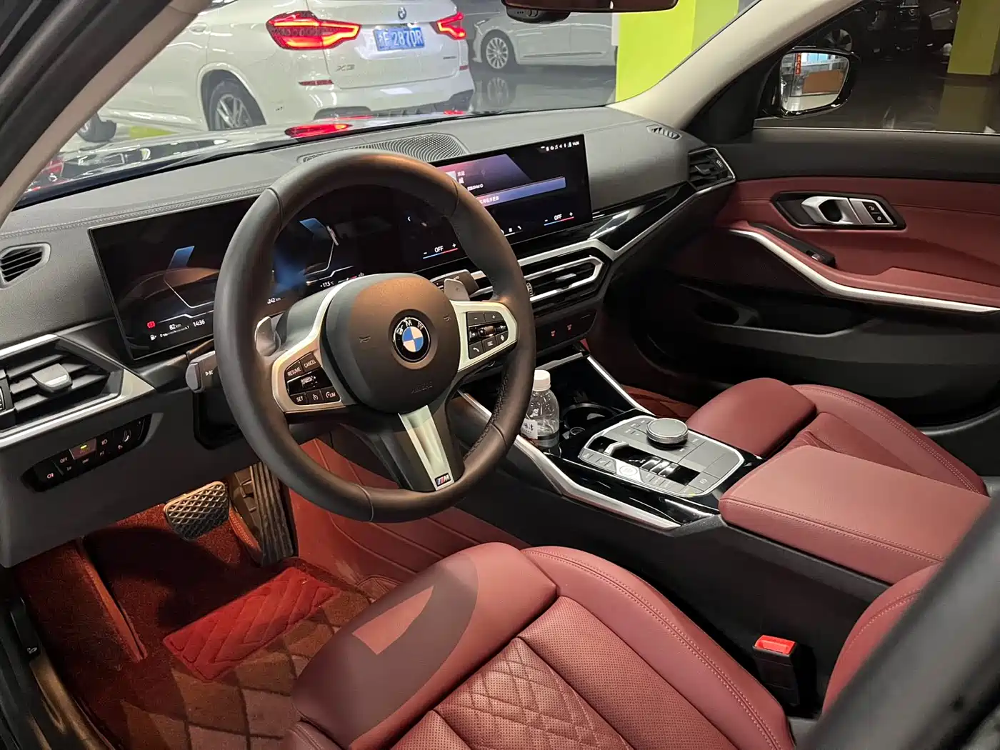 BMW 3 Series 2024 320Li M Sport Package фото 8
