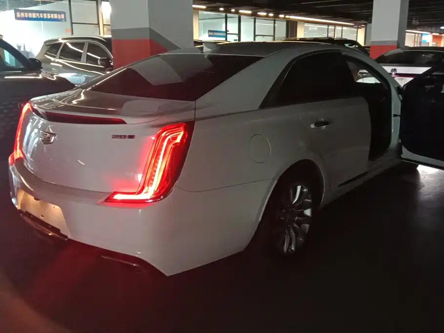 Cadillac XTS 2019 2018 28T Technology