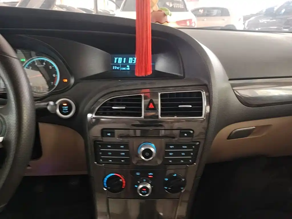 Zhonghua V5 2015 2012 1.6L Manual Luxury