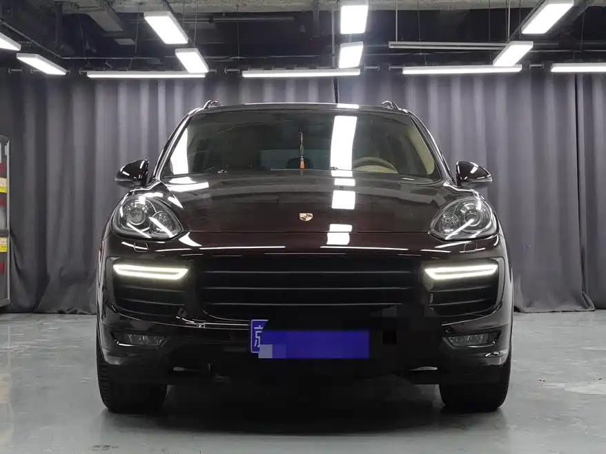 Porsche Cayenne 2015 Cayenne GTS 3.6T фото 2