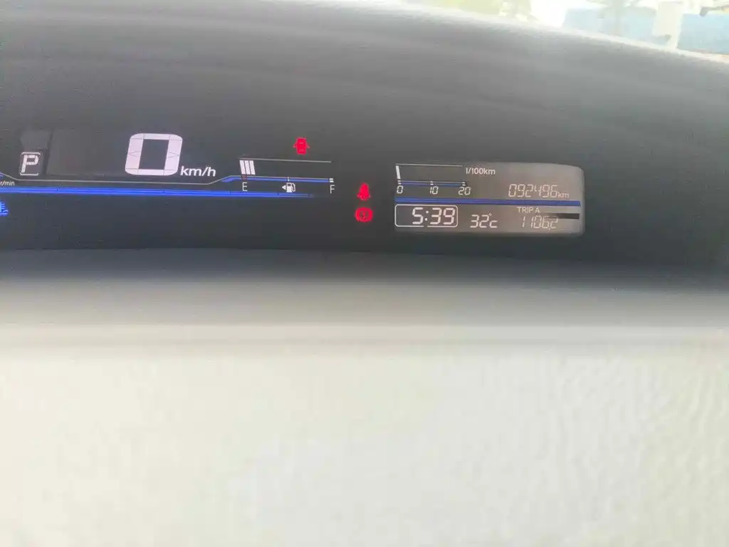 Photo 4 - Honda Jade