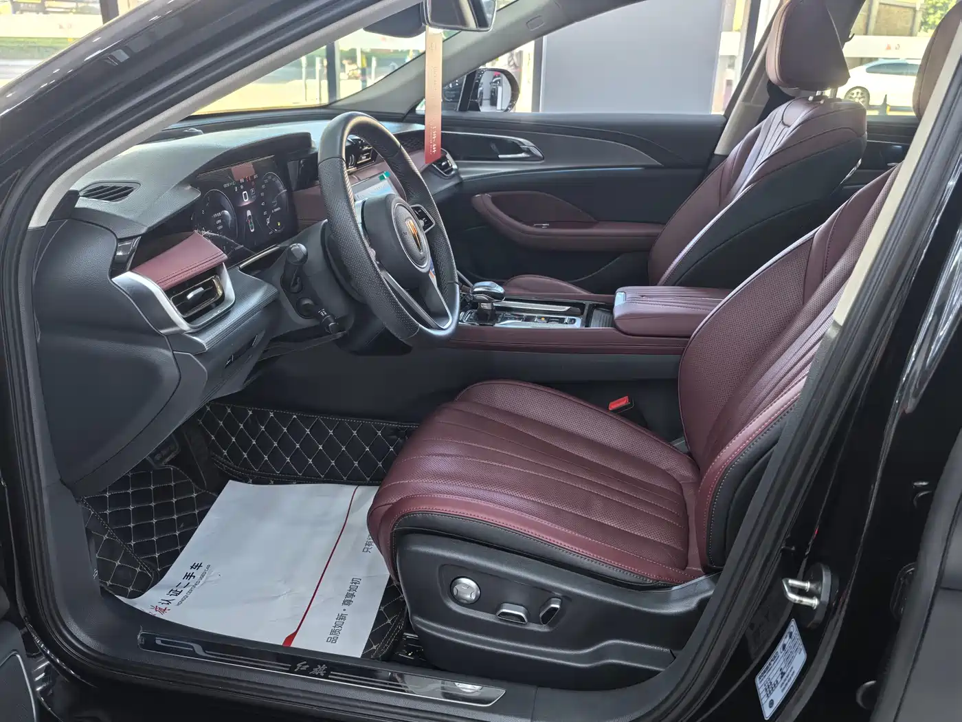 Hongqi H5 2023 2.0T Auto Smart Connect Flag Comfort фото 4