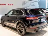 Photo 3 - Porsche Cayenne New Energy