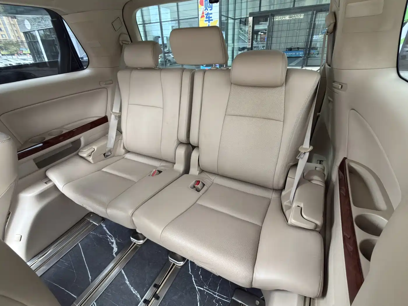 Toyota Alphard 2011 2011 3.5L Luxury Edition