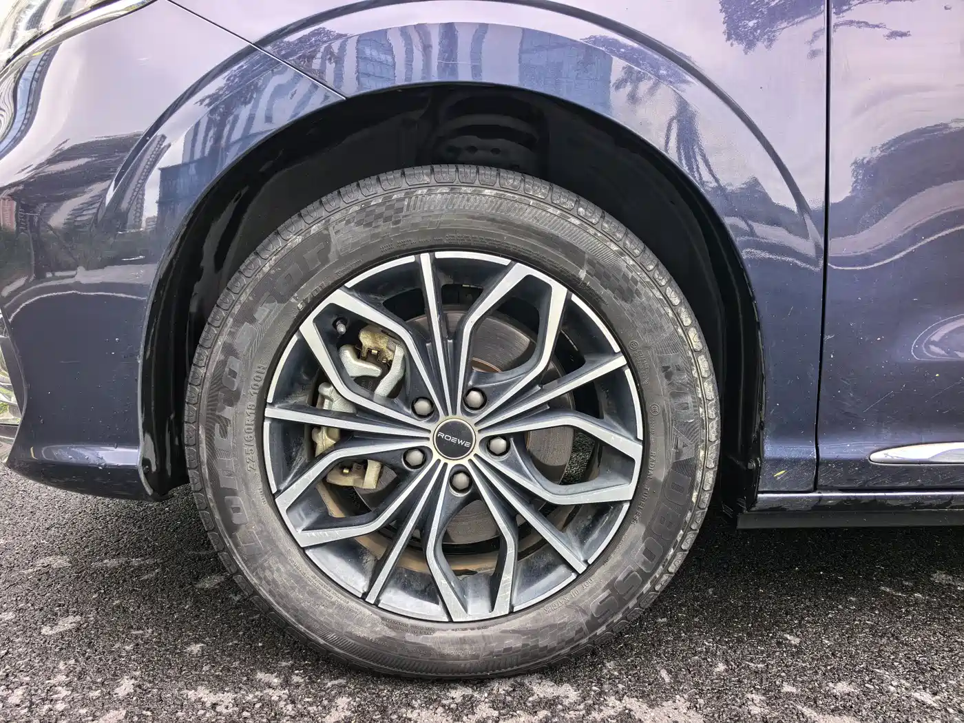 Roewe iMAX8 EV 2022 2022 Silver Edition