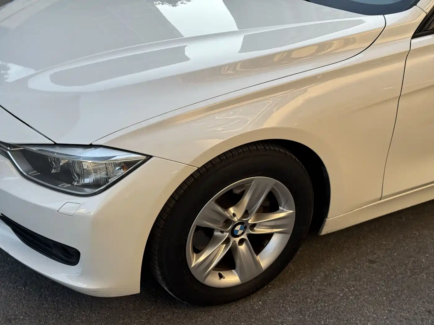 BMW 3 Series 2015 316i Progressive фото 16