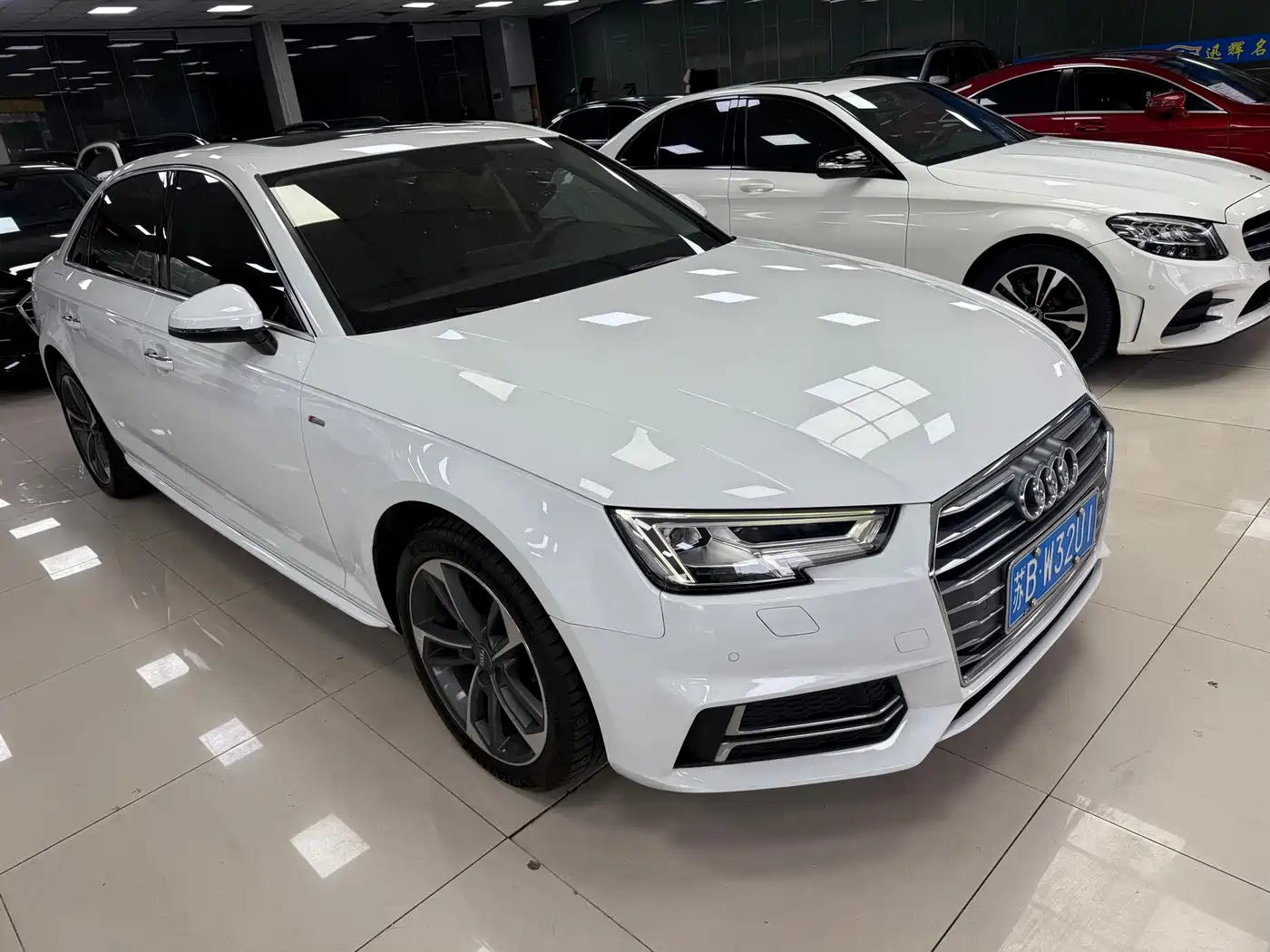 Audi A4L 2018 30th Anniversary 40 TFSI Sport фото 3