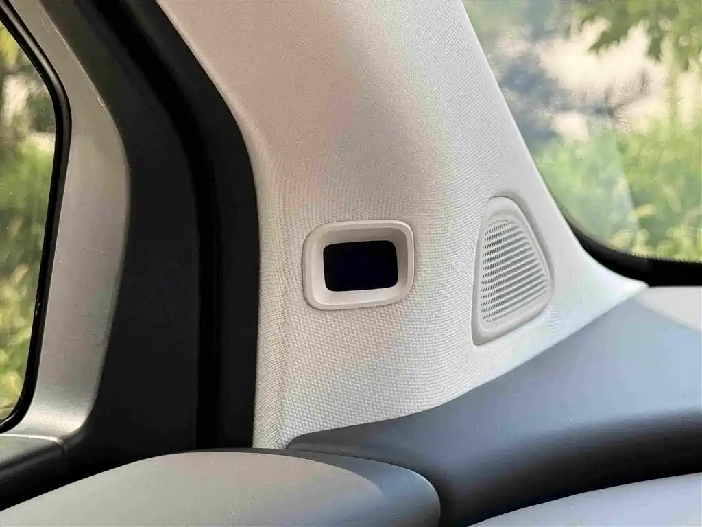 Li Auto Li i8 2026 2025 Standard Edition