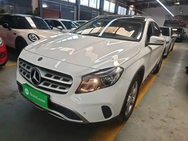 Mercedes-Benz GLA 2019