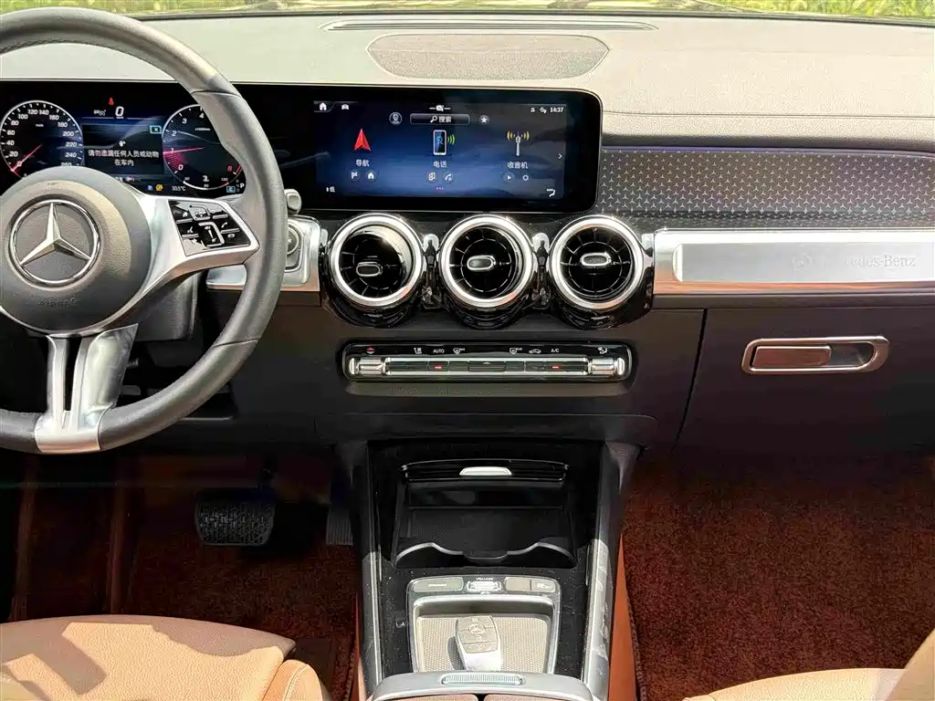 Mercedes-Benz GLB 2025 2025 Model GLB 200 Dynamic Edition