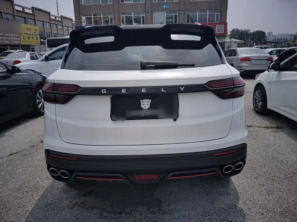 Фото 6 - Geely Coolray