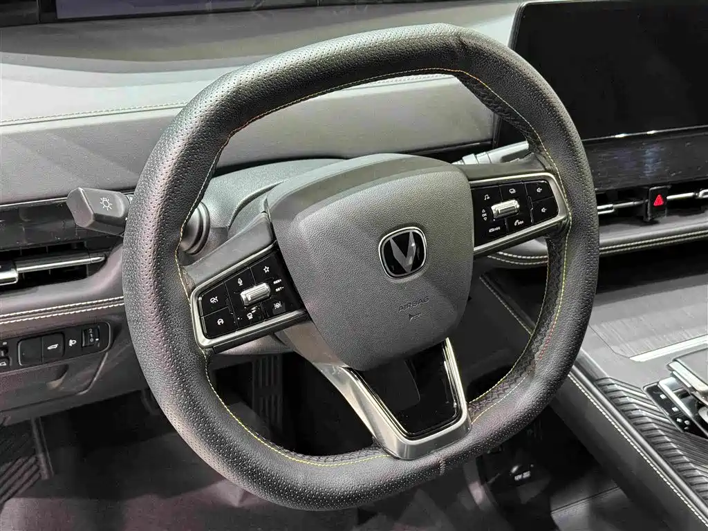 Changan UNI-K 2025 2024 2.0T FWD Global Edition
