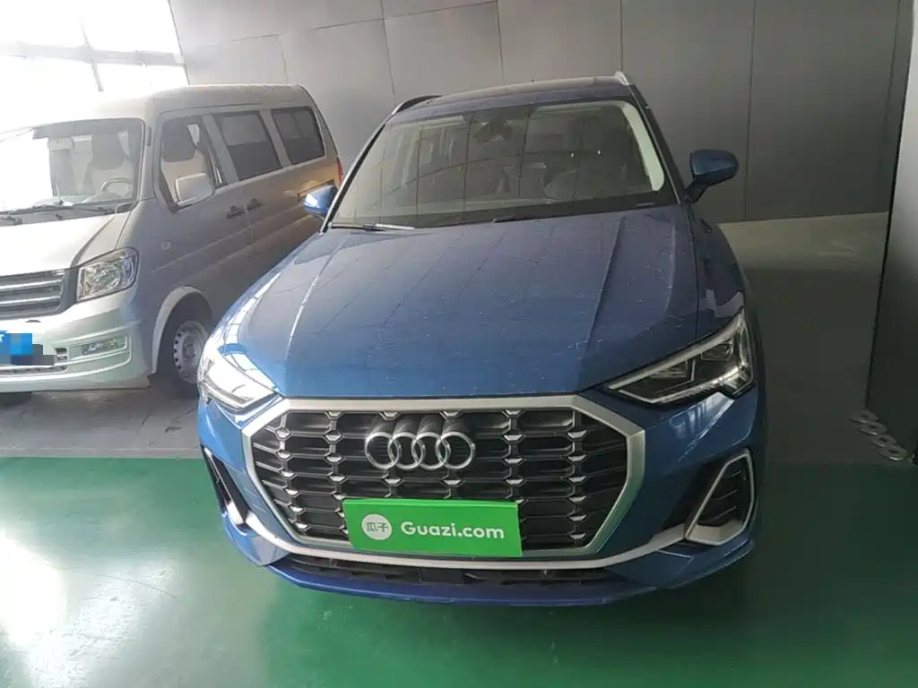 Фото 3 - Audi Q3