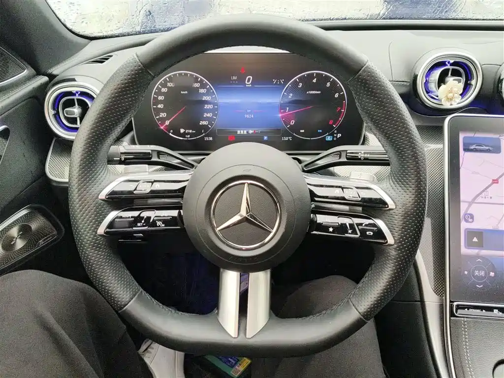 Mercedes-Benz C-Class 2023 Facelift II C 260 L Night Edition фото 7