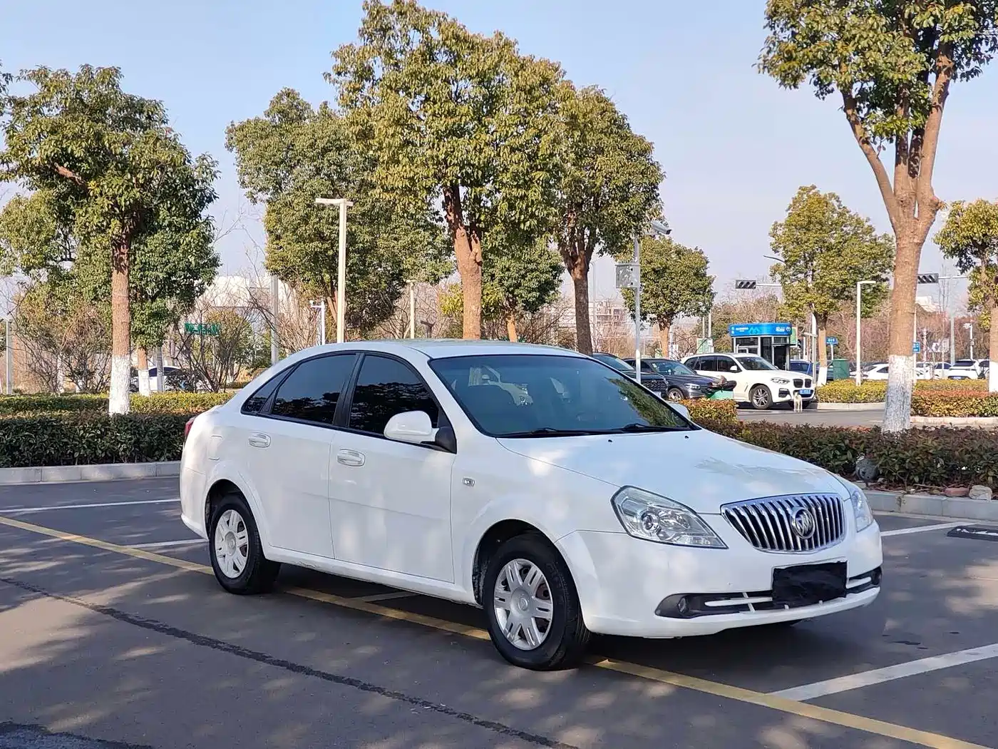 Buick Excelle 2015 1.5L Automatic Classic фото 3