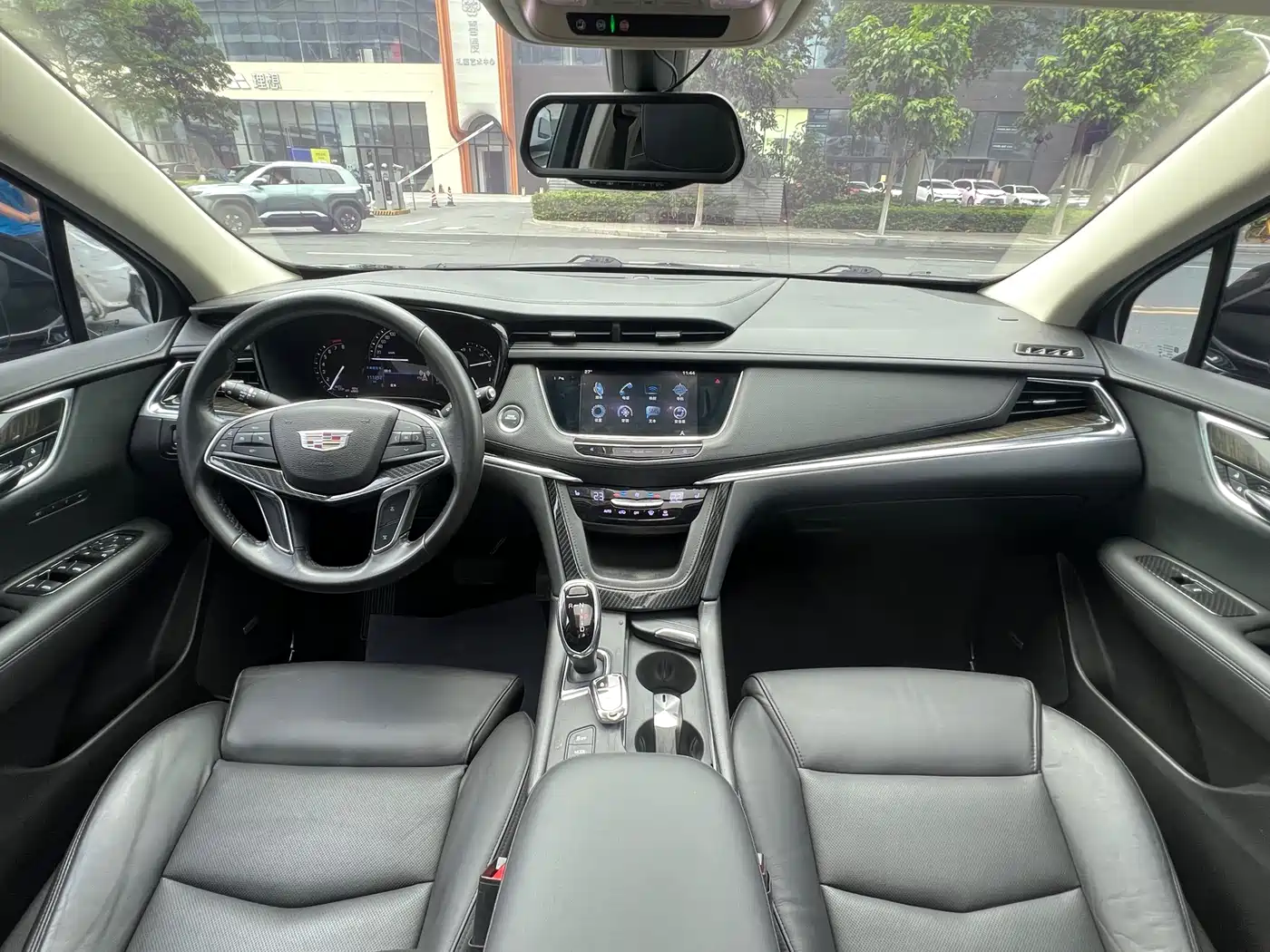 Cadillac XT5 2017 Anniversary Edition 28T 4WD Luxury фото 23
