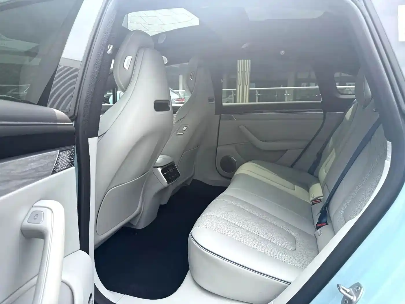 Фото 6 - Zhijie S7