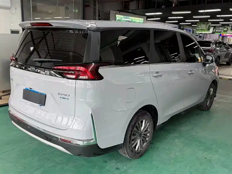SAIC Maxus Maxus G50 2023 Model PLUS 1.5T Happiness Recommended Auto Launch Edition фото 14