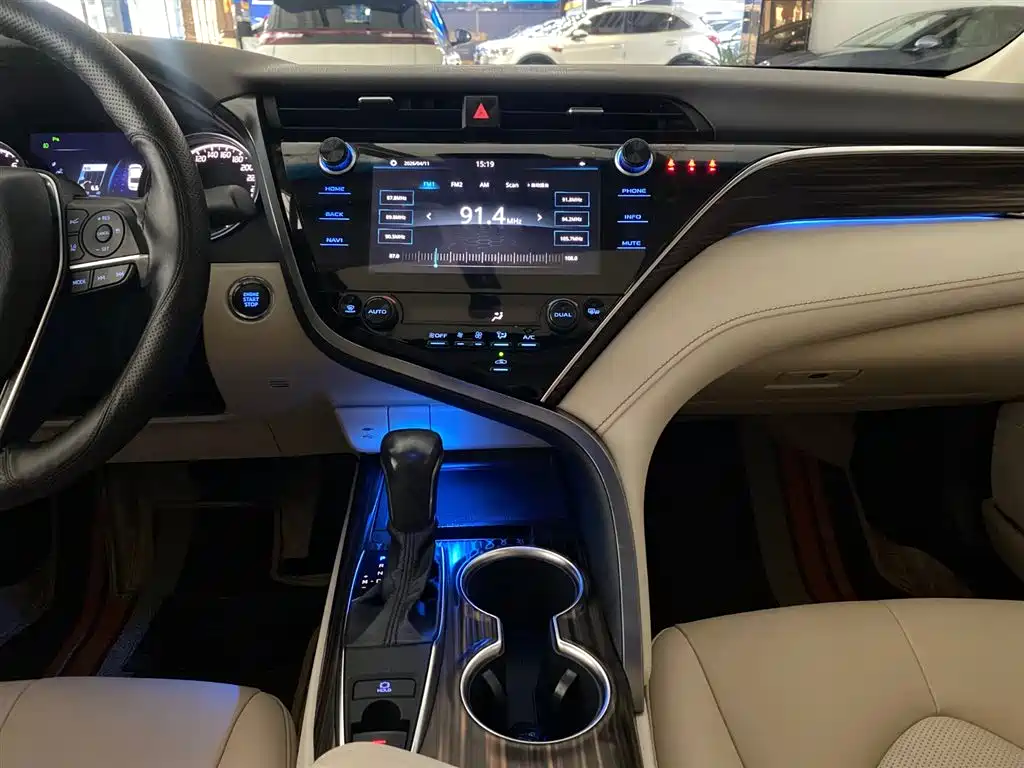 Toyota Camry 2019 2.0G Luxury Edition China VI фото 13