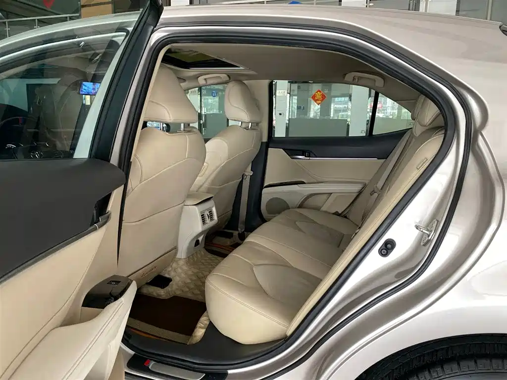 Toyota Camry 2019 2.0G Luxury Edition China VI фото 16