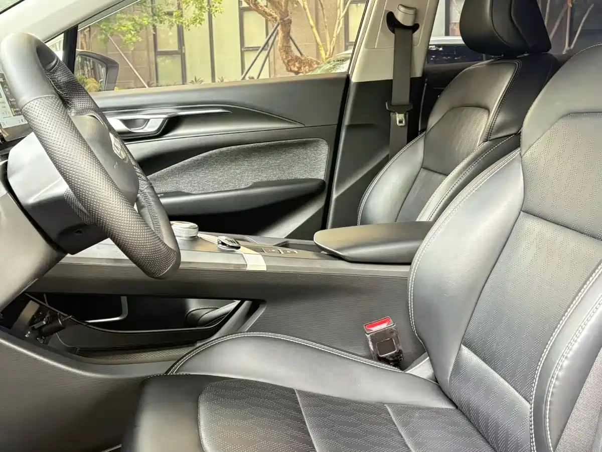 Geely Geometry C 2023 2021 C400 Square Edition